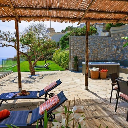 Villa Mimina - Exclusive Villa With Garden, Jacuzzi And Sea View Băile Herculane Dış mekan fotoğraf