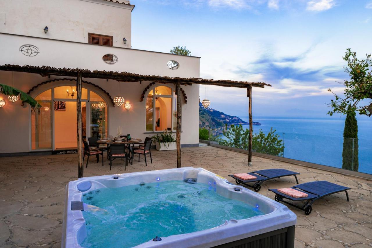 Villa Mimina - Exclusive Villa With Garden, Jacuzzi And Sea View Băile Herculane Dış mekan fotoğraf