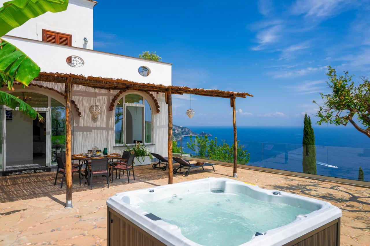 Villa Mimina - Exclusive Villa With Garden, Jacuzzi And Sea View Băile Herculane Dış mekan fotoğraf